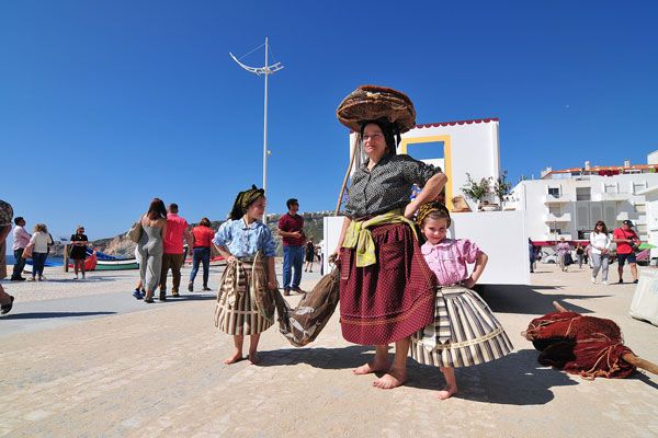 Traditional costume of the Nazarene women