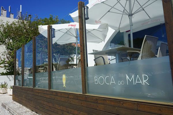 Beachfront restaurant in Sao Martinho do Porto