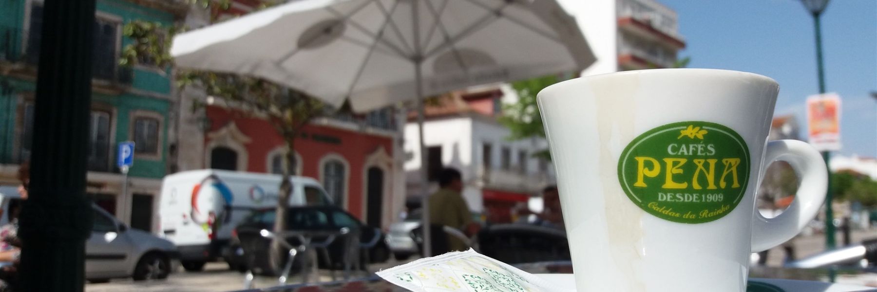 A vida em Portugal: uma história de quatro cafés